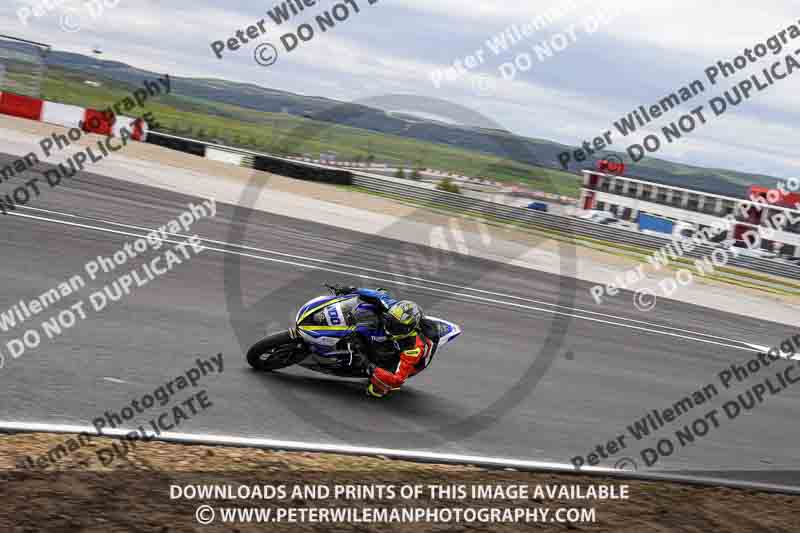 cadwell no limits trackday;cadwell park;cadwell park photographs;cadwell trackday photographs;enduro digital images;event digital images;eventdigitalimages;navarra;no limits trackdays;peter wileman photography;racing digital images;trackday digital images;trackday photos